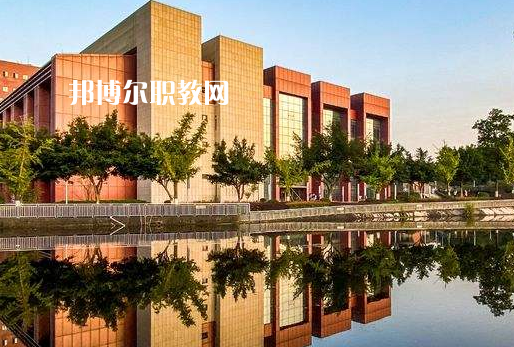 重慶醫(yī)科學(xué)校2022年招生錄取分?jǐn)?shù)線(xiàn)
