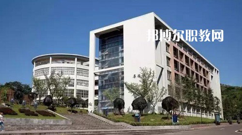 四川宜賓職業(yè)技術(shù)學(xué)校2022年報(bào)名條件、招生要求、招生對(duì)象