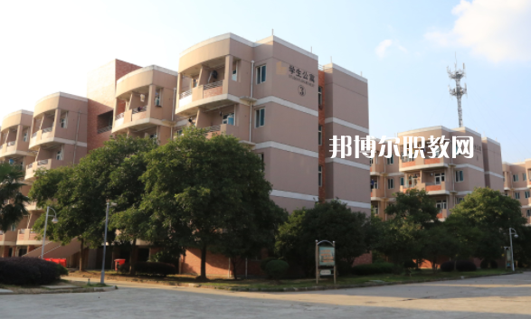 文山農(nóng)業(yè)學(xué)校2022年學(xué)費(fèi)、收費(fèi)多少