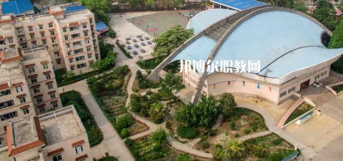 成都中醫(yī)藥大學(xué)附屬醫(yī)院針灸學(xué)校怎么樣、好不好