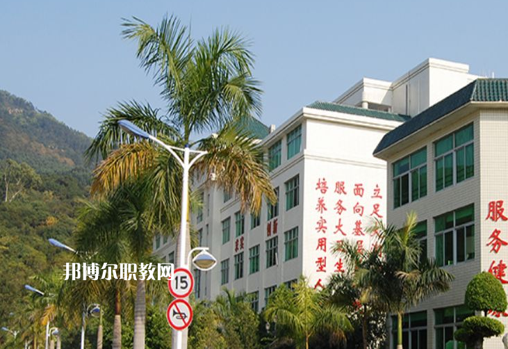 廣東潮州衛(wèi)生學校怎么樣、好不好