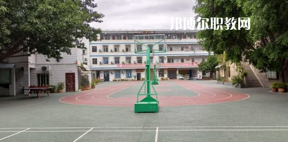 攀枝花商貿(mào)電子職業(yè)技術(shù)學(xué)校2022年學(xué)費(fèi)、收費(fèi)多少