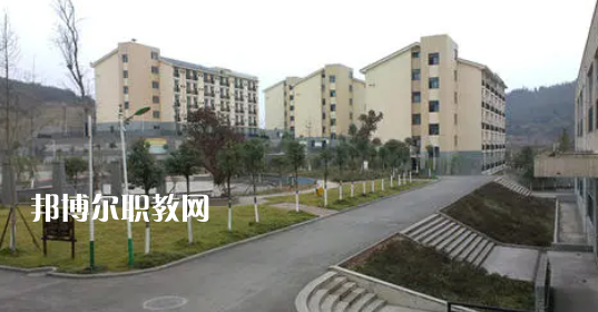 綿陽職業(yè)技術(shù)學(xué)院中專部2022年學(xué)費、收費多少