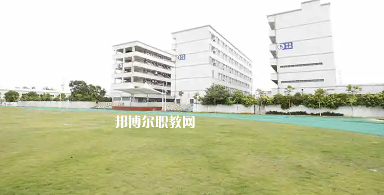 廣州金領(lǐng)技工學(xué)校2022年報(bào)名條件、招生要求、招生對(duì)象