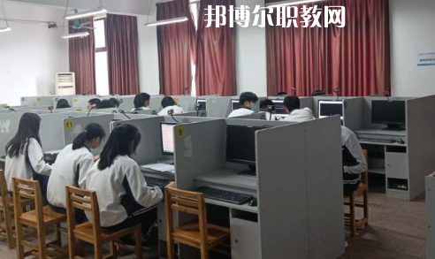 武漢建設(shè)學(xué)校2022年報(bào)名條件、招生要求、招生對(duì)象