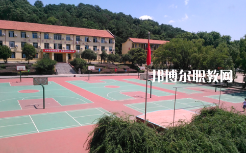 武漢東湖光電學(xué)校2022年報(bào)名條件、招生要求、招生對(duì)象