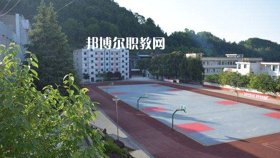 平昌縣西興職業(yè)中學(xué)2022年怎么樣、好不好