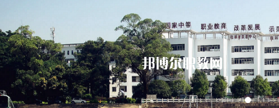 桂林市旅游職業(yè)中等專業(yè)學(xué)校2022年報(bào)名條件、招生要求、招生對象