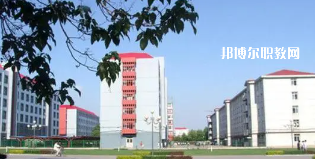 唐山高職?？圃盒Ｅ琶?強(qiáng)