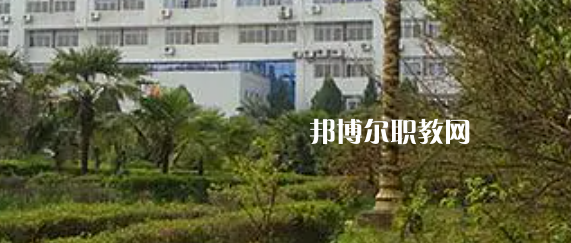 南京華東信息工程技工學(xué)校地址在哪里，哪個(gè)地區(qū)，哪個(gè)城市?