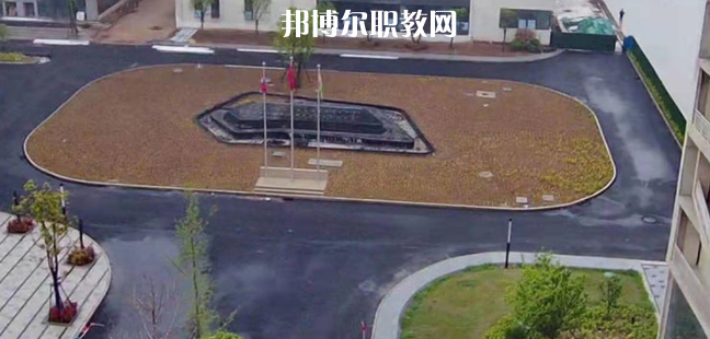 鄭州機(jī)電工業(yè)技工學(xué)校地址在哪里，哪個地區(qū)，哪個城市?