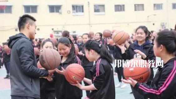 西安市明珠職業(yè)學(xué)校地址在哪里，哪個地區(qū)，哪個城市?