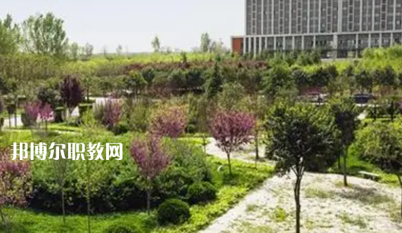 陜西省高新技術學校地址，乘車路線