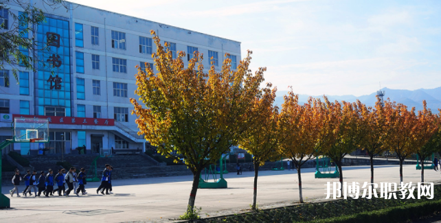 西安高科技工學(xué)校地址，乘車路線