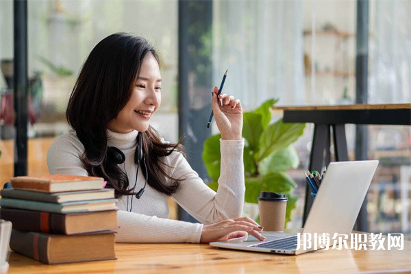 河北哪里的中職學校能讀社區(qū)法律服務(wù)專業(yè)