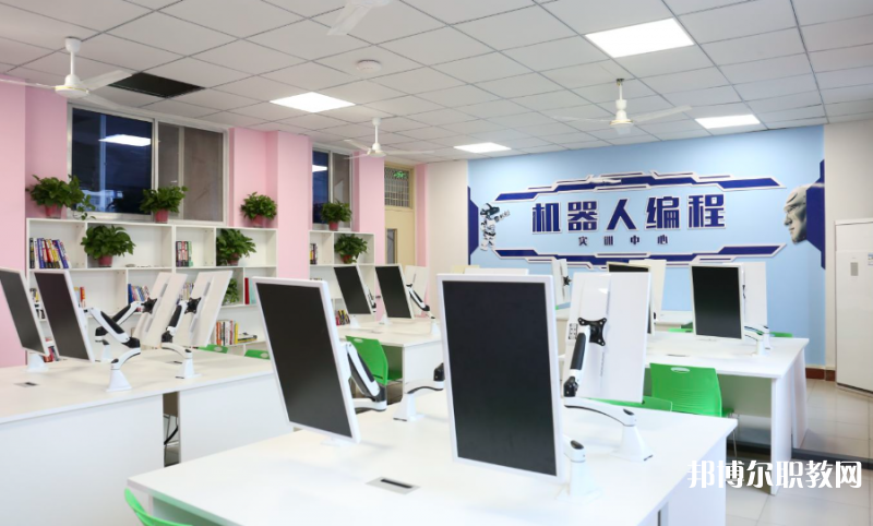 2023鄭州新華中等專業(yè)學(xué)校招生計(jì)劃 招生人數(shù)是多少(附要求、條件、對象)