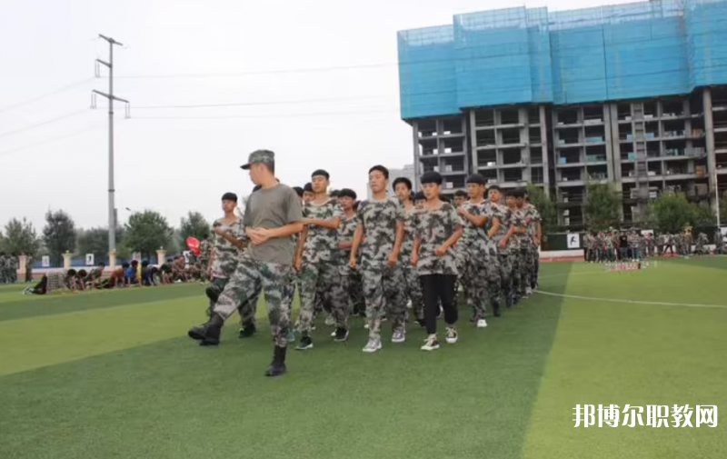 2023伊川縣中等職業(yè)學(xué)校招生計(jì)劃 招生人數(shù)是多少(附要求、條件、對(duì)象)