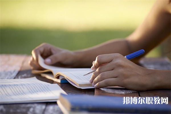 河南哪里的中職學校能讀車工專業(yè)專業(yè)