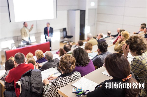 河南哪里的中職學校能讀石油與天然氣貯運專業(yè)