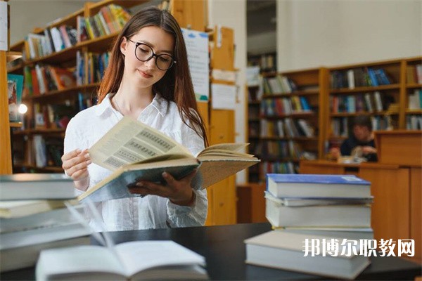 瑞昌現(xiàn)代職業(yè)中等專(zhuān)業(yè)學(xué)校2023年招生錄取分?jǐn)?shù)線(xiàn)(2024參考)