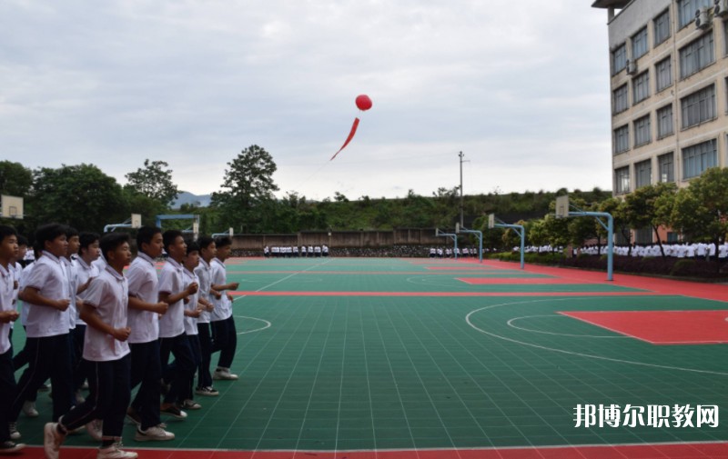 2024靈川縣職業(yè)中等專業(yè)學(xué)校招生計劃 招生人數(shù)是多少(附要求、條件、對象)