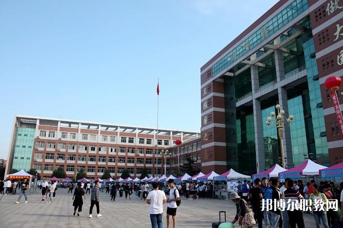 萊蕪航空中等專業(yè)學(xué)校怎么樣、好不好