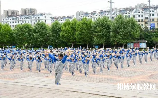 青島西海岸新區(qū)黃海職業(yè)學(xué)校怎么樣、好不好