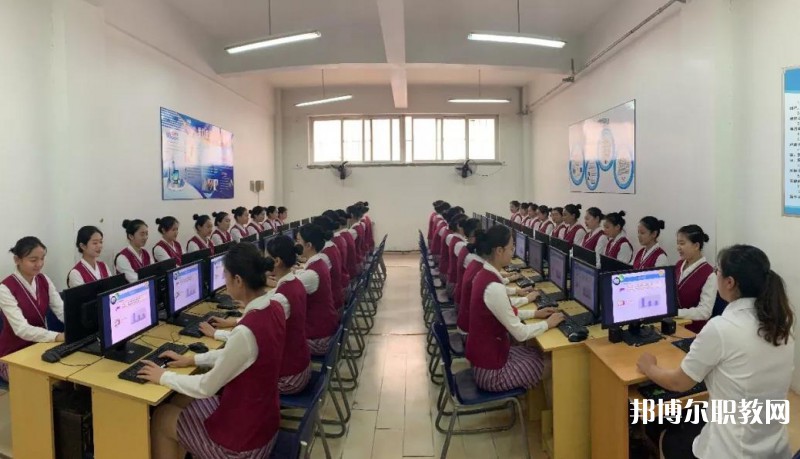 大連航空管理中等職業(yè)技術(shù)學(xué)校怎么樣、好不好