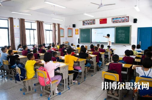 四川2025年讀消防技術(shù)工程學(xué)校多少錢(qián)